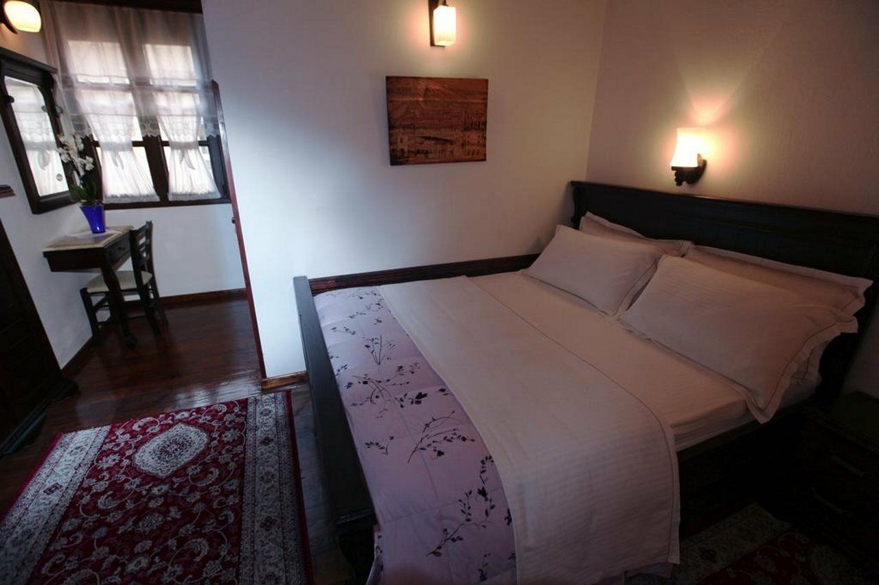 Antipatrea Hotel Berat Luaran gambar
